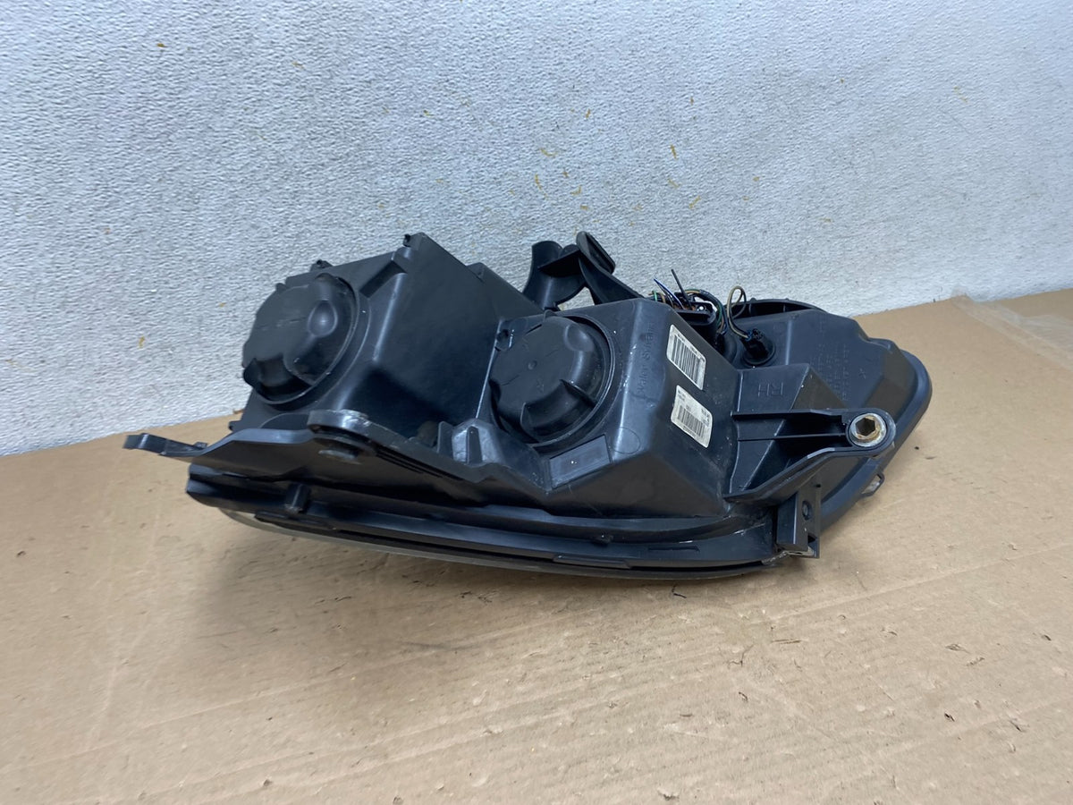 2007 to 2012 Gmc Acadia Halogen Headlight Right Passenger Side AH9527 DW5