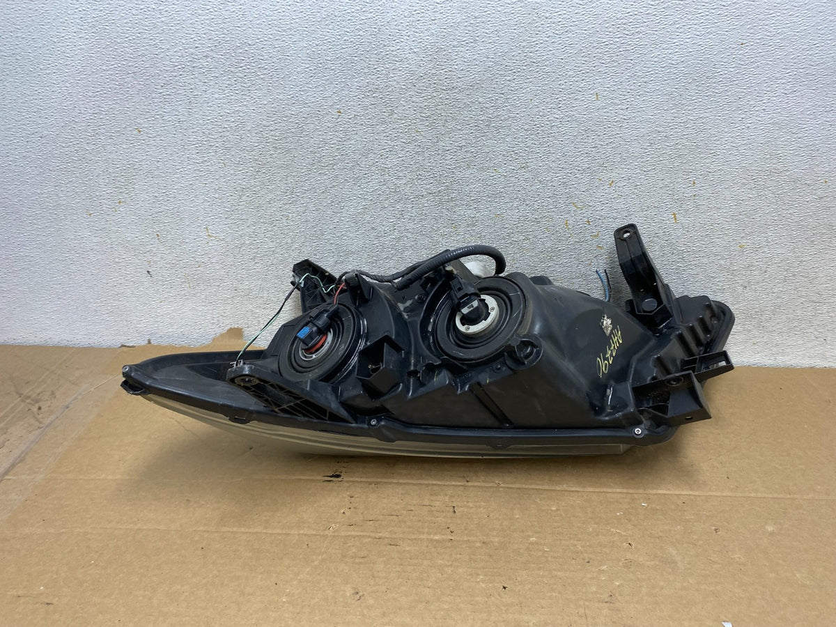 2013 to 2016 Nissan Pathfinder Right Passenger RH Side Headlight AH7790 DW4
