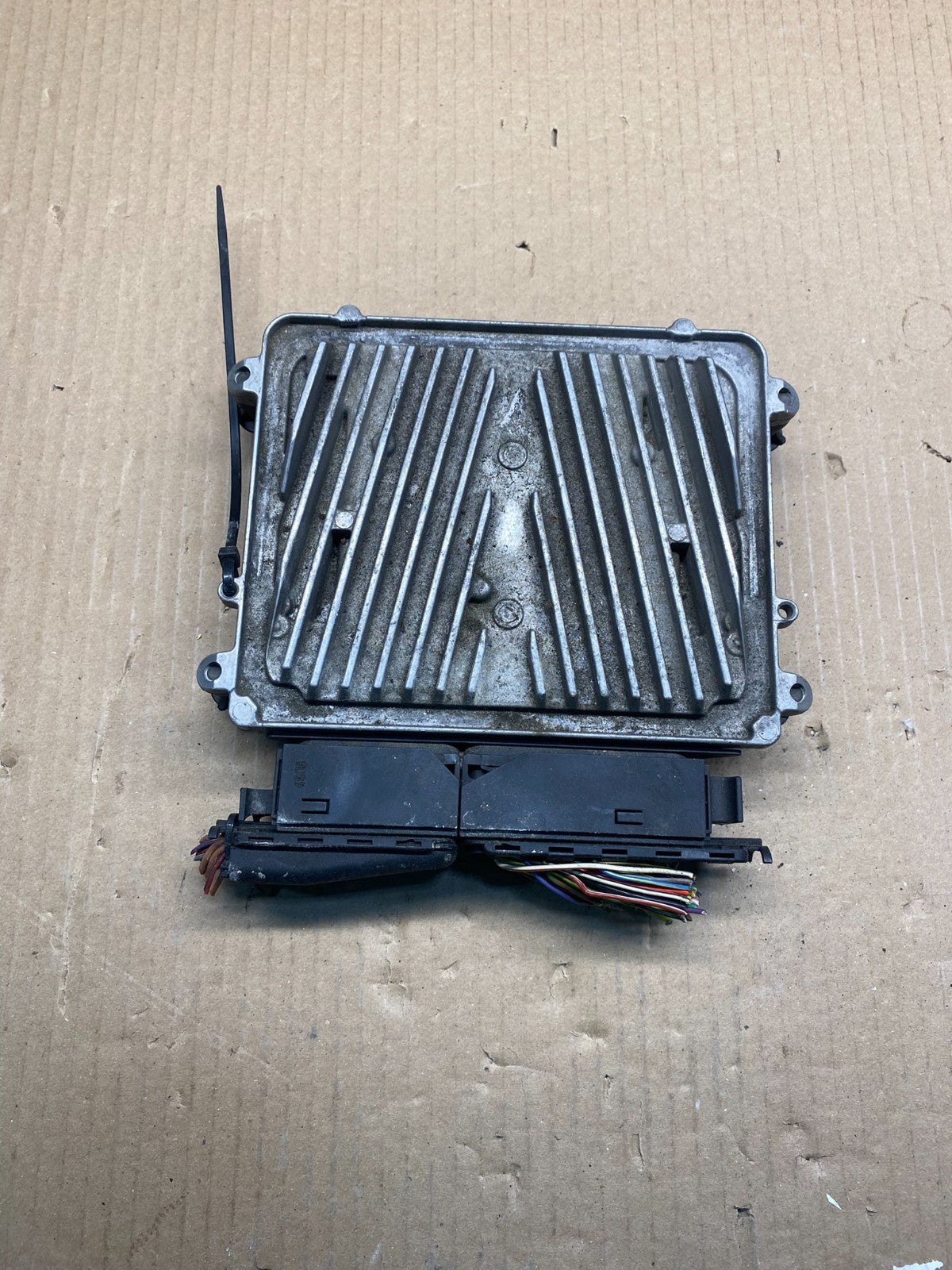 2006 to 2009 Mercedes 3.5L ECU E350 ML350 R350 Engine Computer Module AH7448 DG1