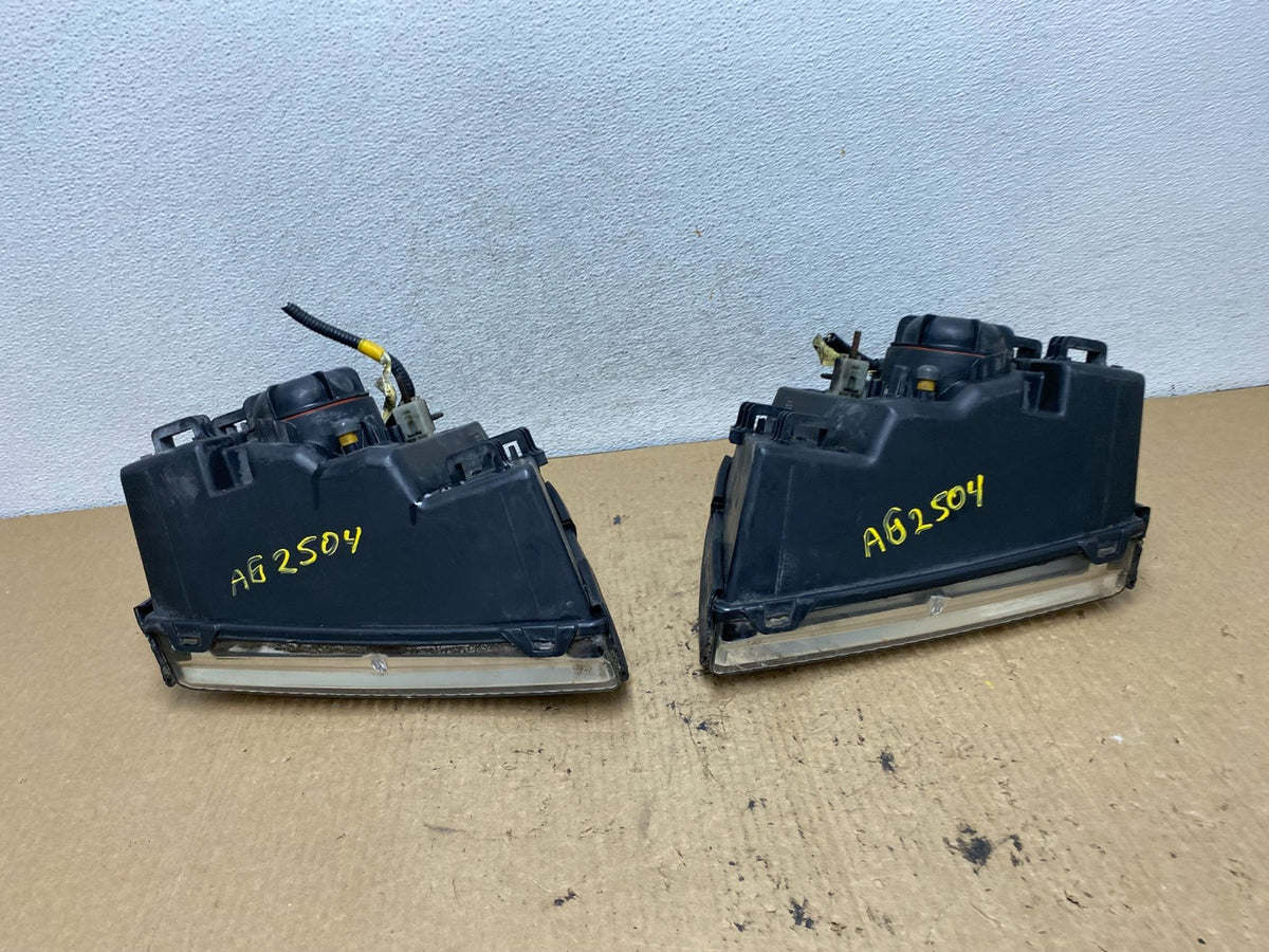 2002-2005 Mercury Mountaineer Left+Right Side Halogen Headlights AG2504 DW6