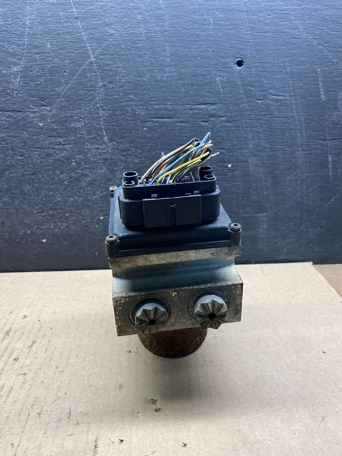 2011-2013 Chevrolet Express GMC Savana ABS Anti Lock Brake Pump ag9687 DG3