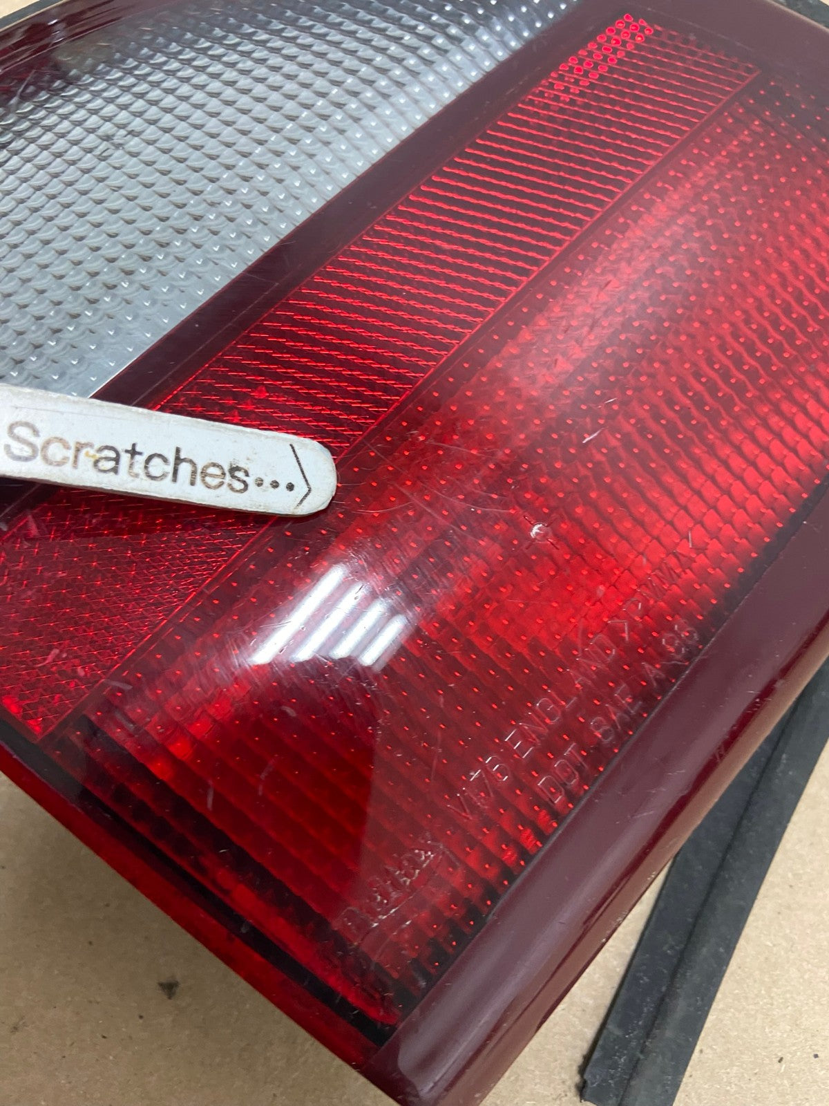 1997 to 2003 Chevrolet Malibu Left Driver Lh Side Inner Tail Light AF4347 LK3