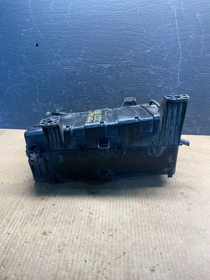 2007 to 2010 Toyota Tundra Under Hood Fuse Box Relay AE6422 DG2