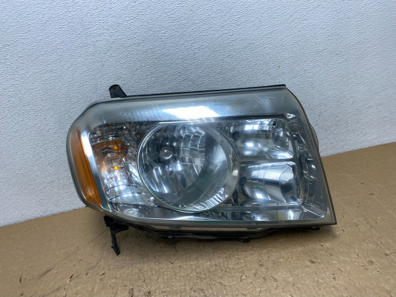 2009 2010 2011 Honda Pilot Right Passenger RH Halogen Headlight AG1434 DW0