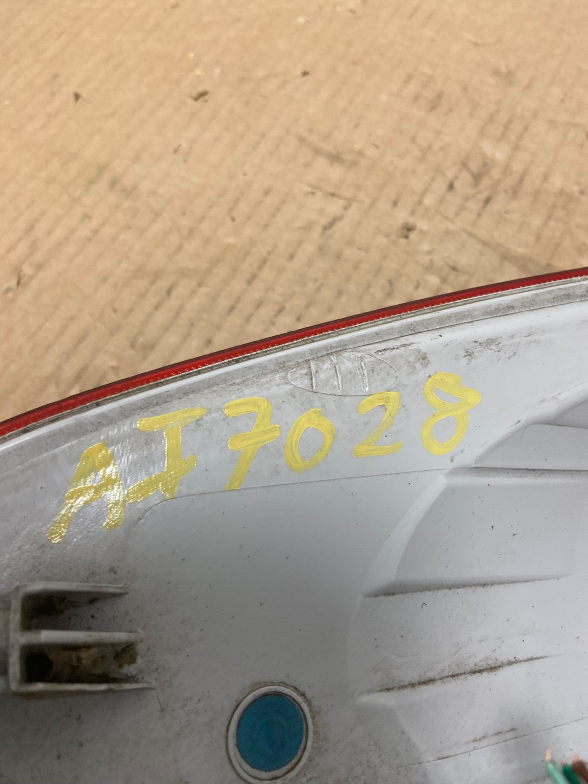 2010 to 2015 Chevrolet Equinox Right Passenger Rh Side Tail Light AI7028 LK7