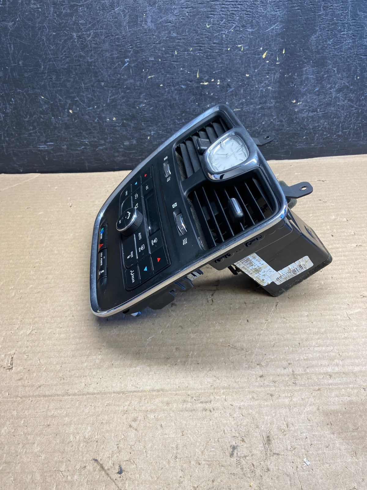 2011-2016 Chrysler Town Country Climate Control Panel Center Dash Trim ah3670 DG2