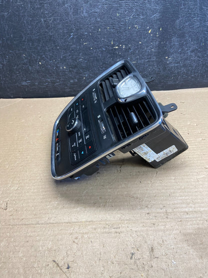 2011-2016 Chrysler Town Country Climate Control Panel Center Dash Trim ah3670 DG2
