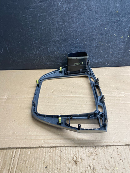 2001-2007 Toyota Highlander Radio Climate Dash Trim Bezel Air Vent AG0112 DG3