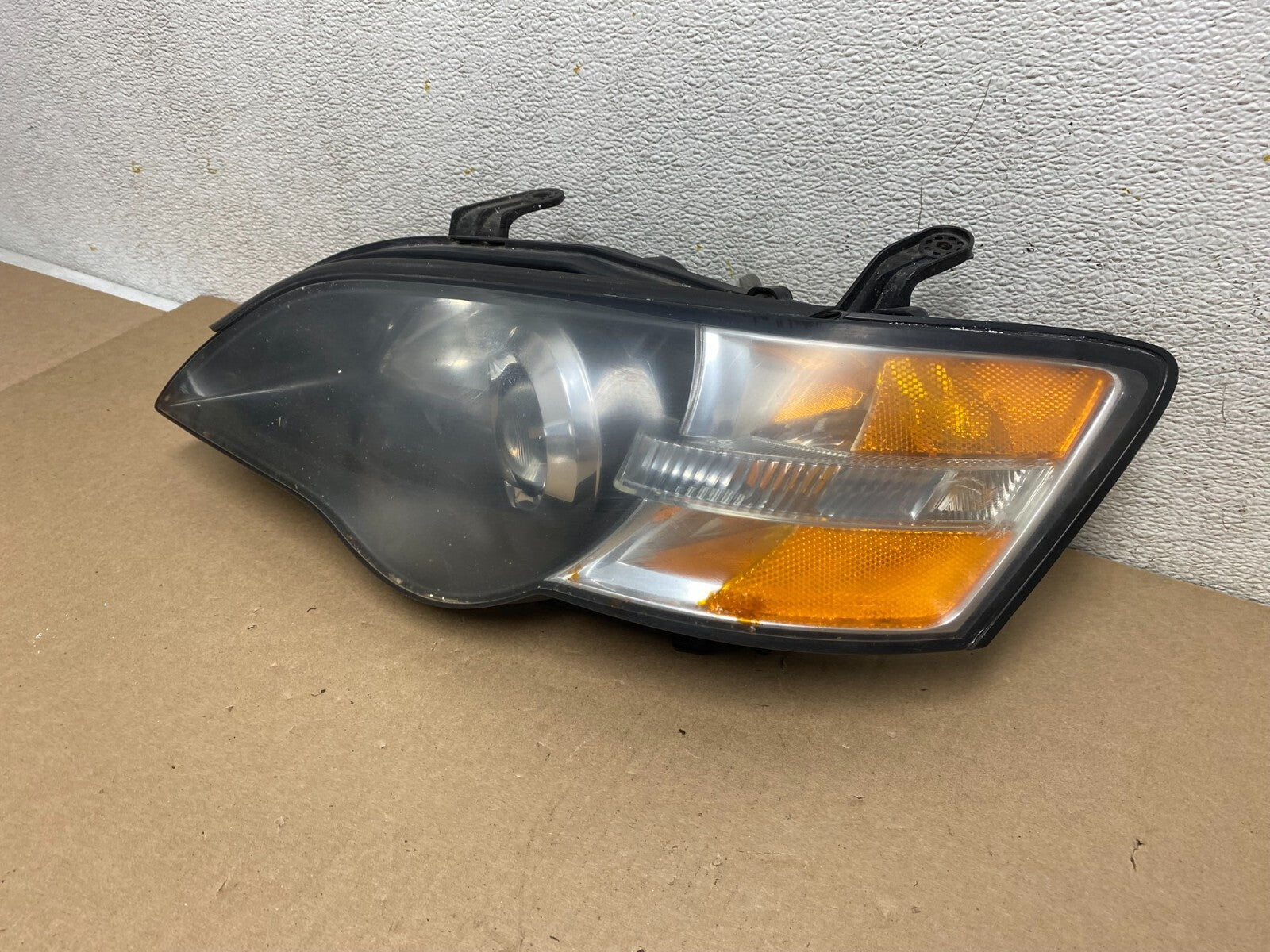 2006 to 2007 Subaru Legacy Left Driver LH Side Black Headlight Oem i2366 DG1