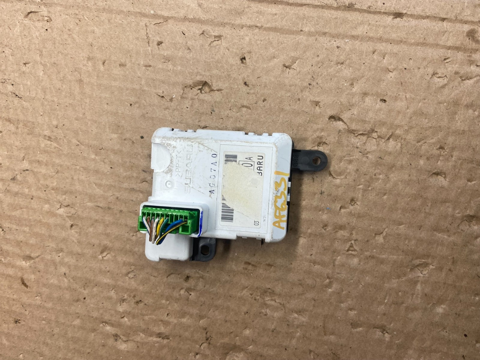 2008 to 2013 Subaru Tribeca Right Information Security Display Screen AF6331 DG2