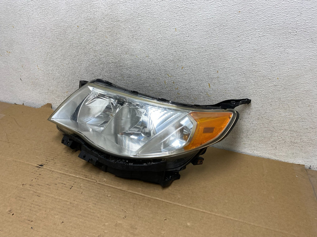 2009-2013 Subaru Forester Left Driver LH Halogen Headlight AH7841 DW2