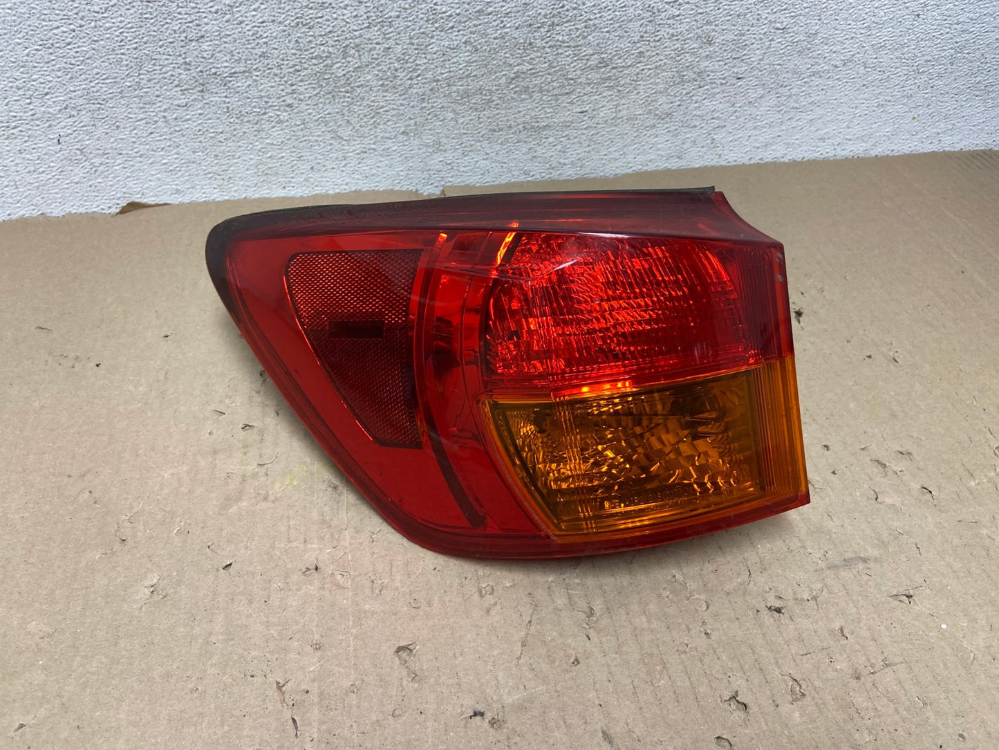 2009 - 2010 Lexus Is250 Is350 Left Driver LH Side Tail Light AG6958 LK0