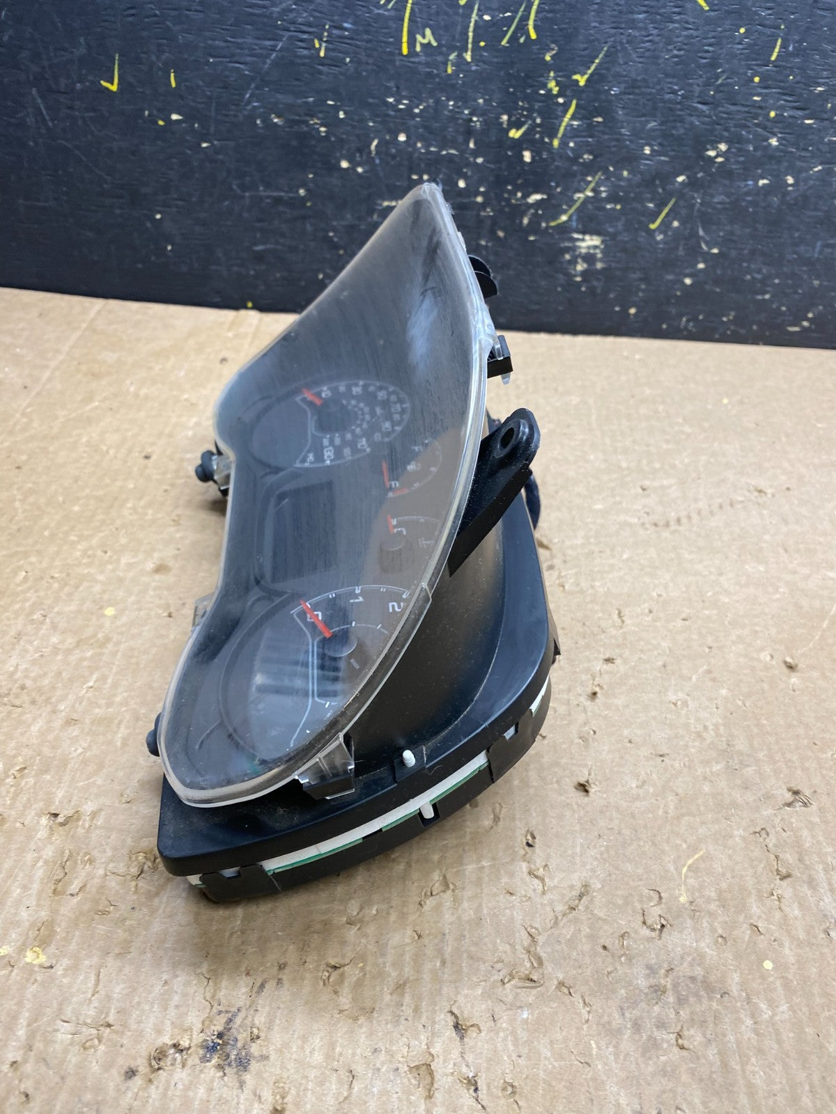 2016 to 2017 Dodge Promaster City Speedometer Cluster Gauge Z44013