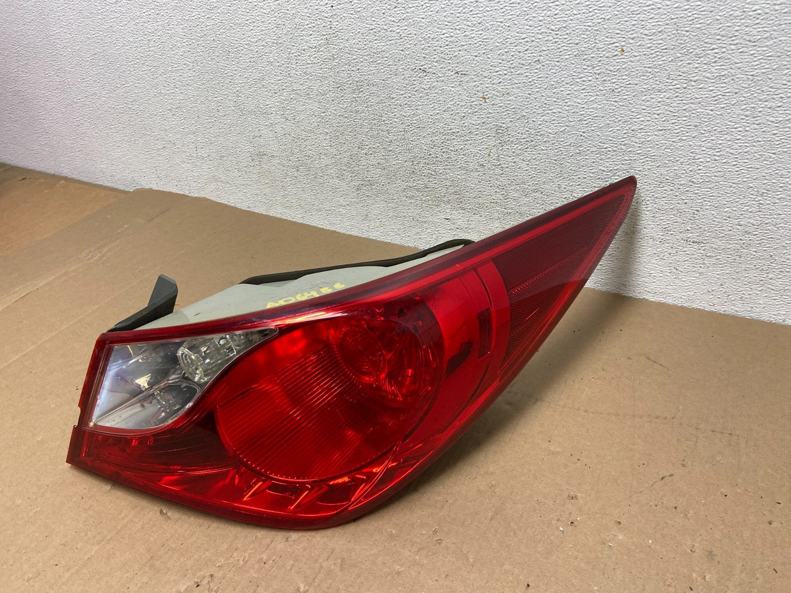2011 2012 2013 Hyundai Sonata Right Passenger RH Tail Light AD6488 DW1