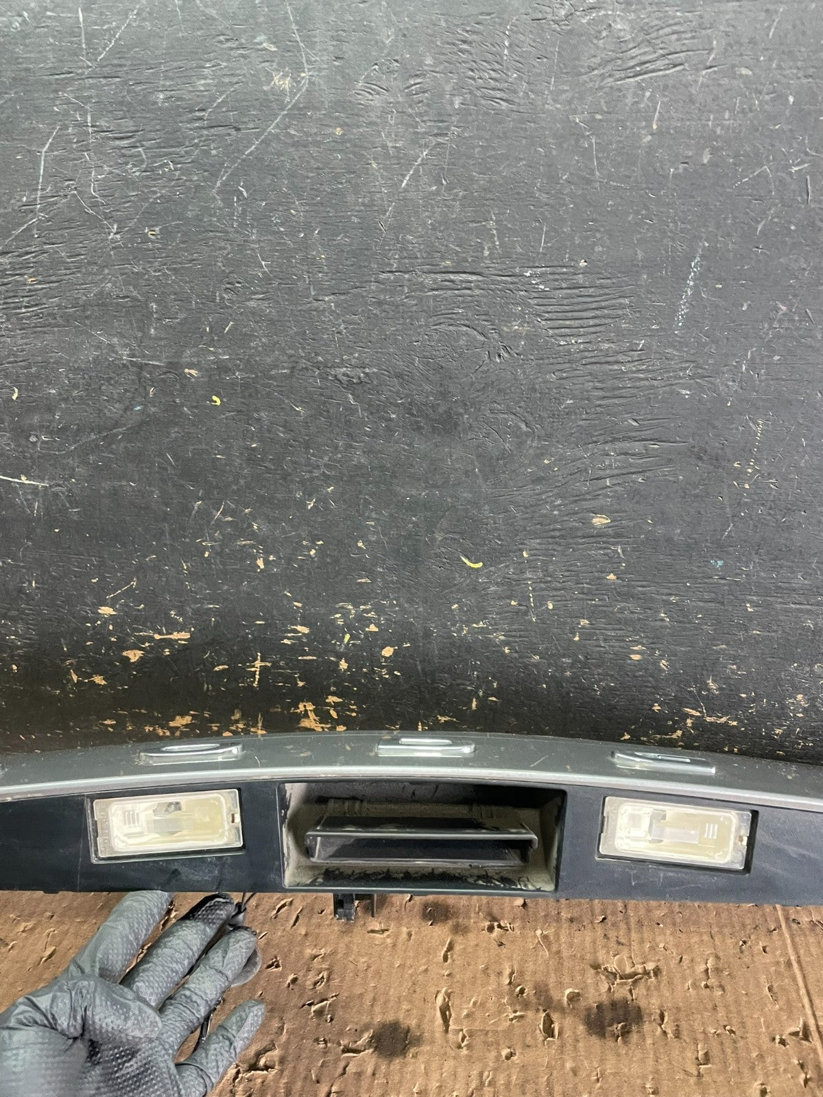 2011-2018 Dodge Grand Caravan Rear Tail Gate Trim Molding Panel OEM Z5617 DG8