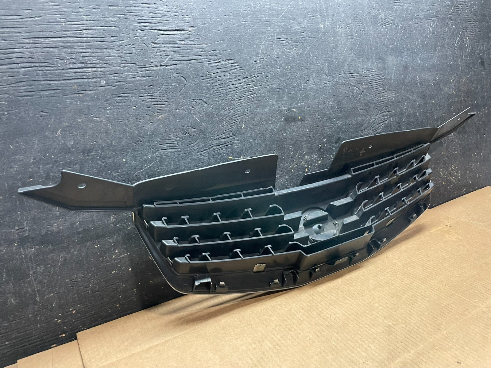 2007 to 2008 Nissan Maxima Front Upper Grill Grille Chrome OEM AA9054 DG7