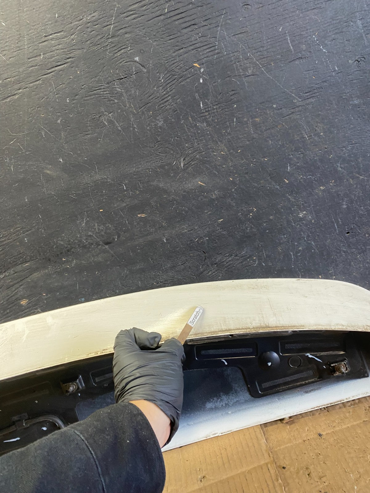 2009 to 2014 Volkswagen Routan Rear Spoiler T6809 DG11