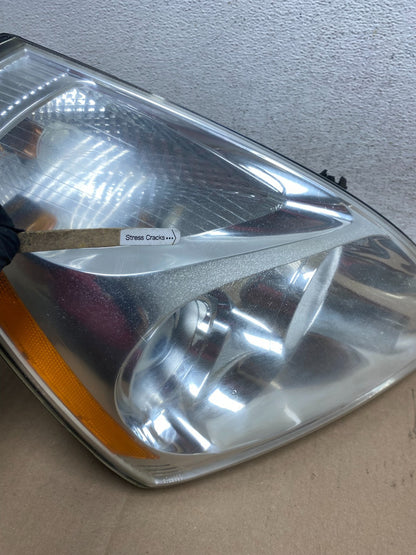 2008-2012 Kia Sedona Right Passenger RH Side Headlight Halogen AE7139 DW4