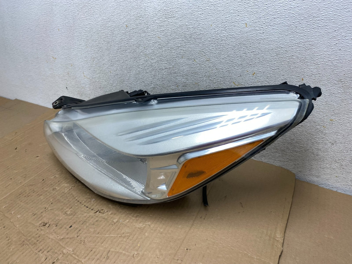 2013 - 2016 Ford Escape Headlight Left Driver Lh Side Halogen AI1273 DW1