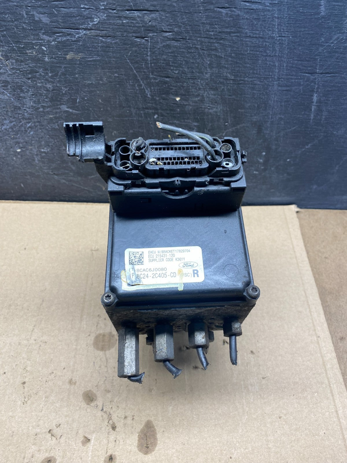 2011 - 2014 Ford E250 E350 Van ABS Anti Lock Brake Pump Module AH3206 DG0