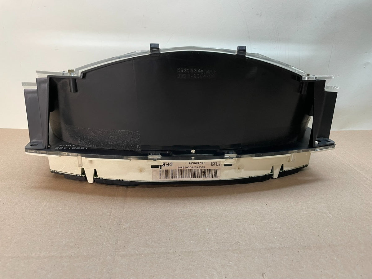 2001 to 2002 Chevrolet Express Speedometer Cluster Gauge AJ0875 DW4