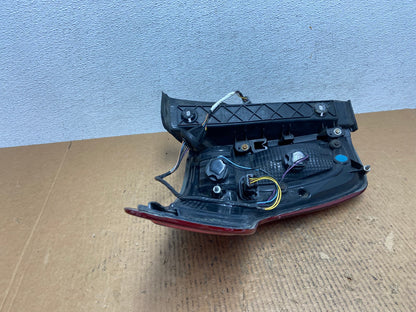 2011-2015 Ford Explorer Police Package Right Passenger Side Tail light AE1500 LK7