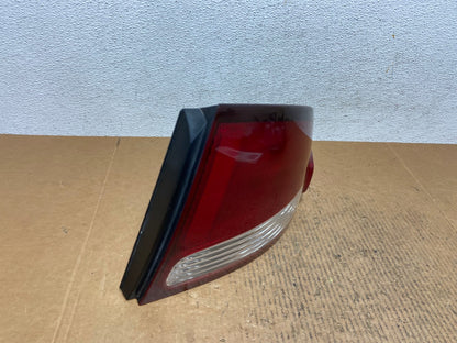 2000 2001 2002 2003 Nissan Sentra Right Passenger Side Tail Light AE1390 LK2