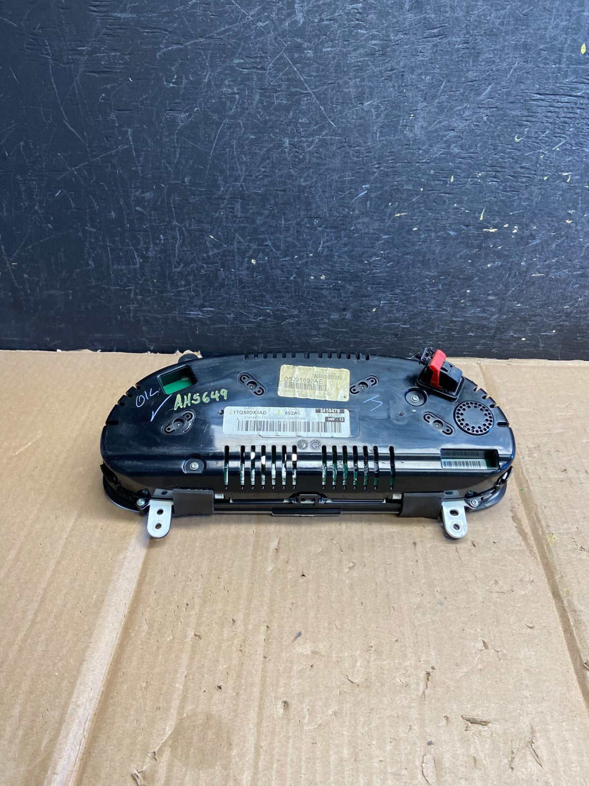 2013 - 2013 Dodge Dart Speedometer Instrument Cluster Gauges AH5649 DG3