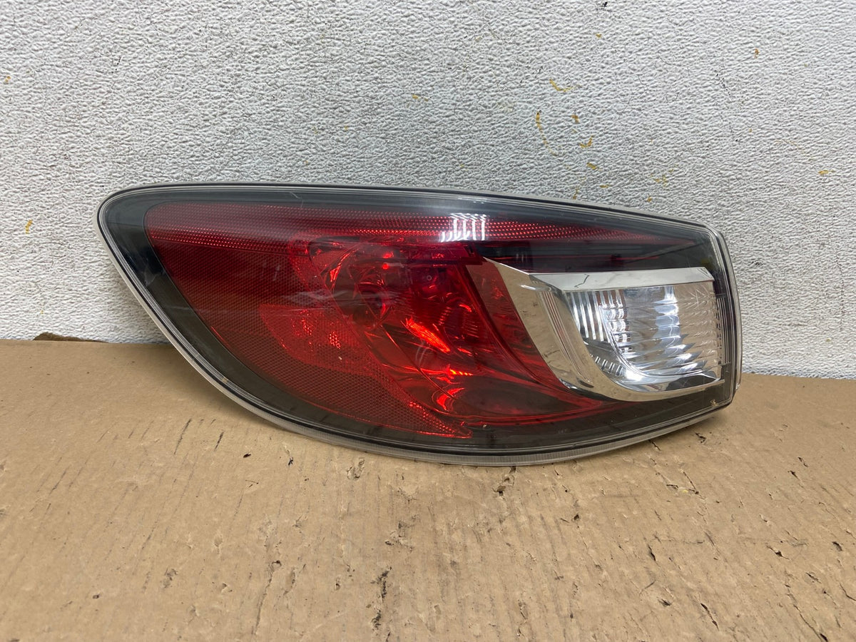2010 2011 2012 2013 Mazda 3 Left Driver Lh Side Tail Light AH2888 LK0