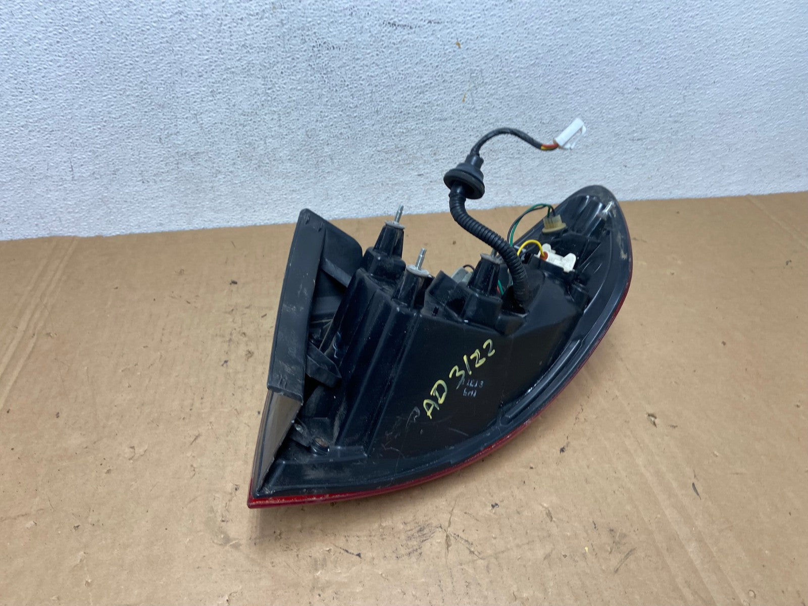 2010 to 2012 Hyundai Santa Fe Left Driver Side LH Tail Light AD3122 LK7