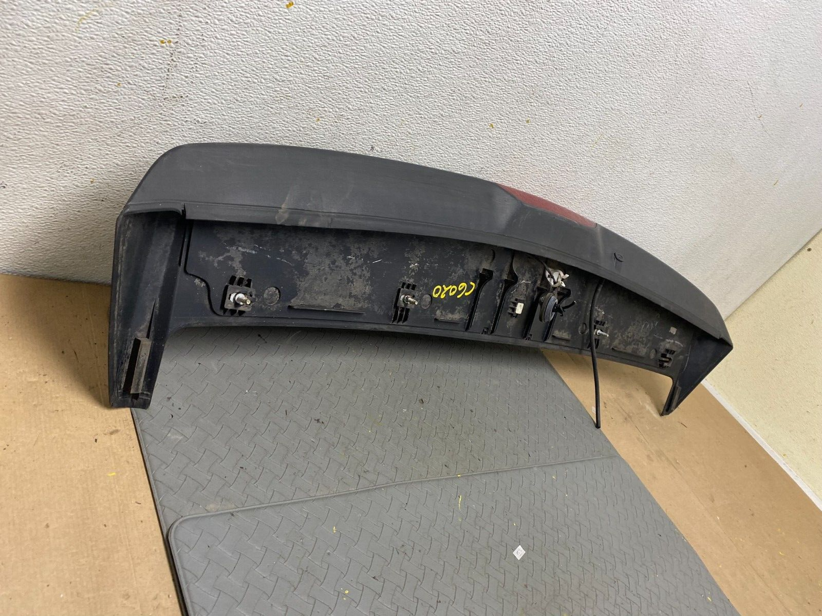 2007 to 2012 Dodge Caliber Rear Trunk Spoiler C6020 OEM DG18