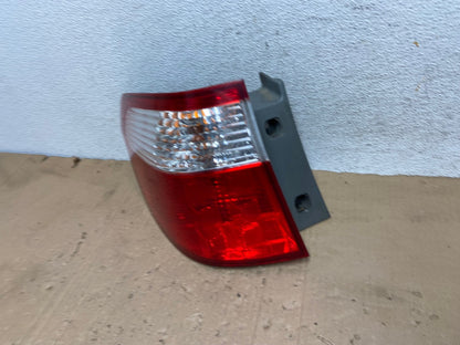2005 2006 2007 Honda Odyssey Left Driver LH Side Tail Light AE9261 LK1
