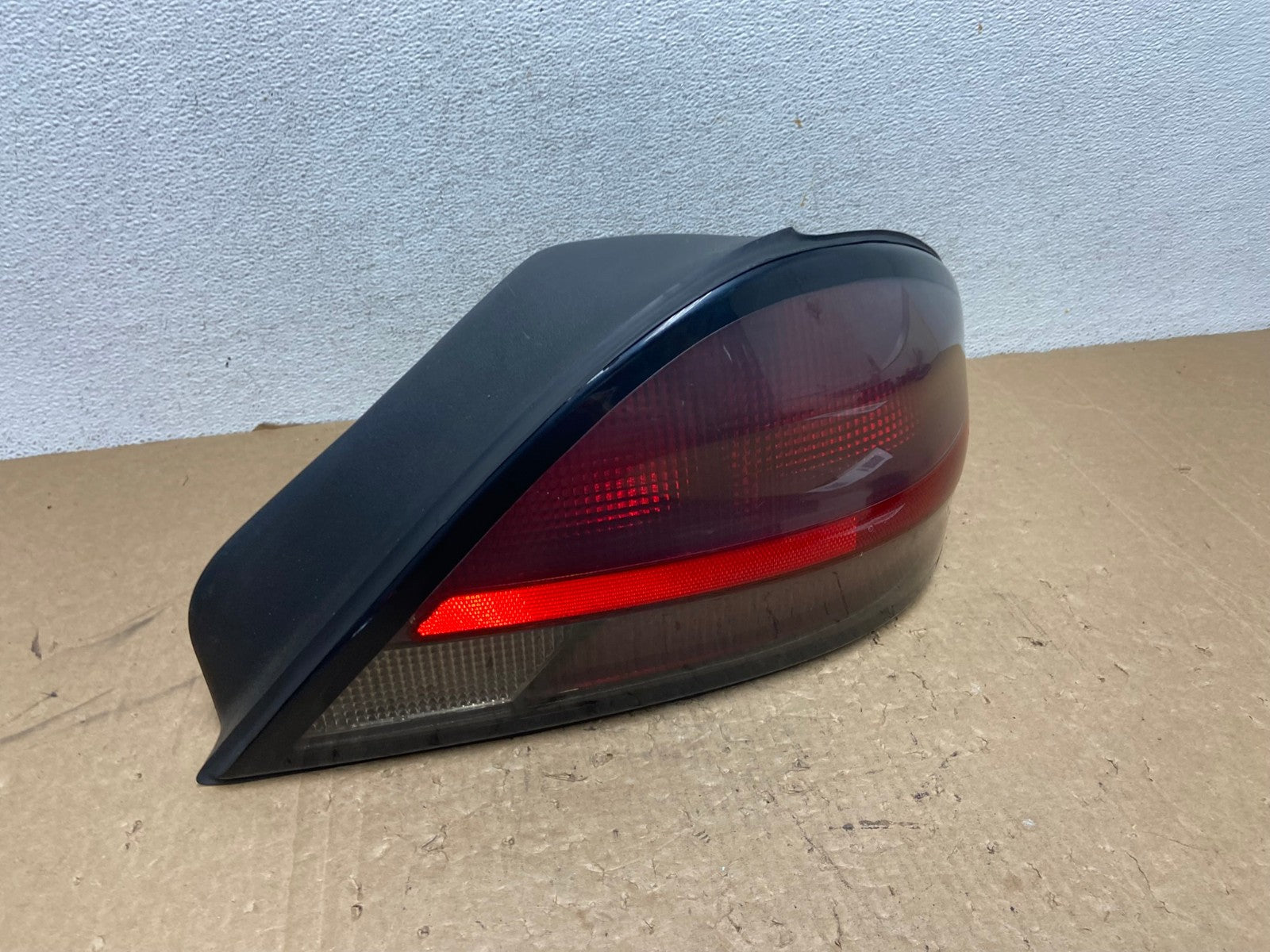 1999-2005 Pontiac Grand AM Right Passenger RH Side Tail Light AG1223 LK2