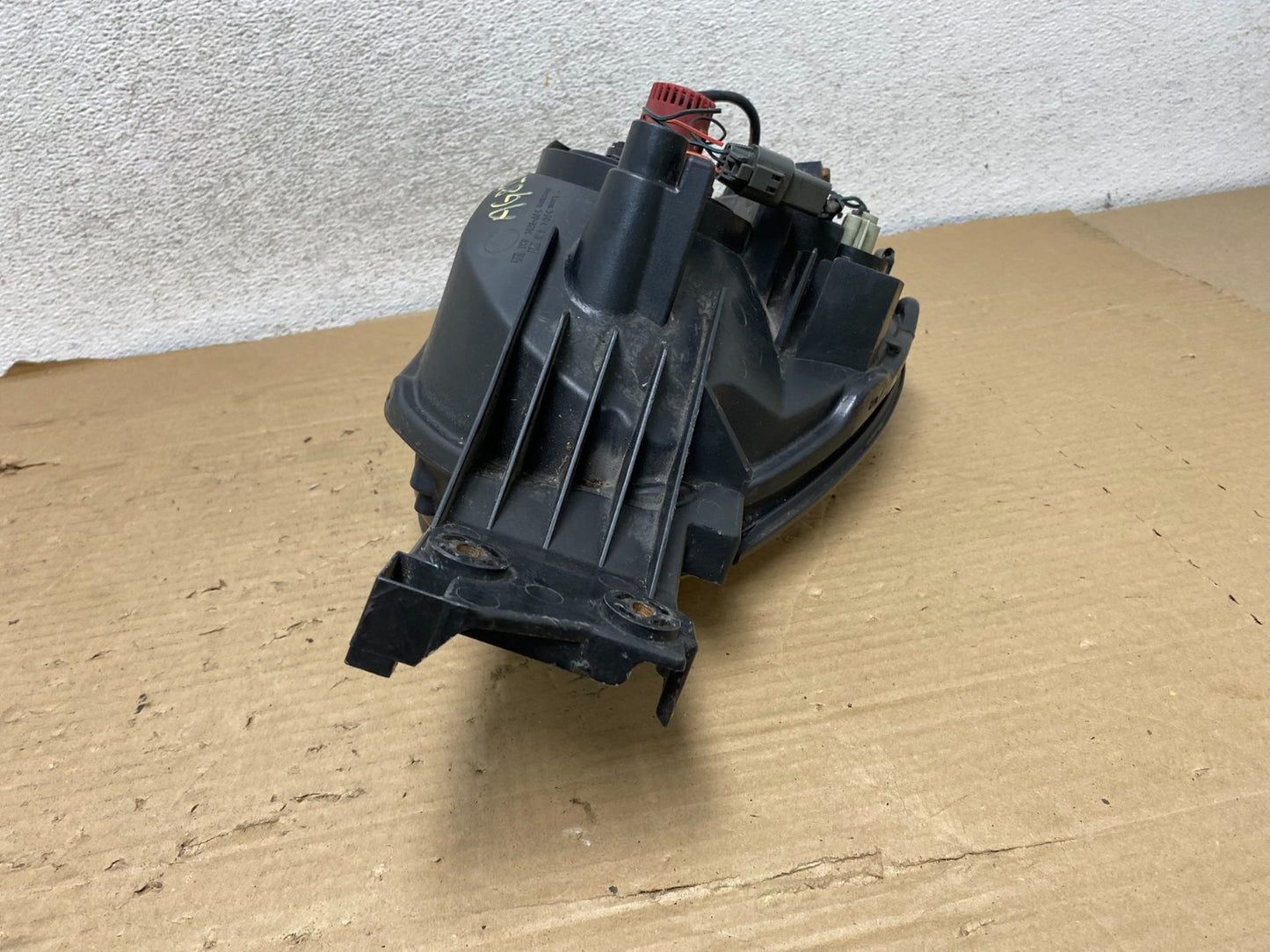 2002 to 2003 Subaru Impreza Left Driver LH Halogen Headlight AG8205 DW7