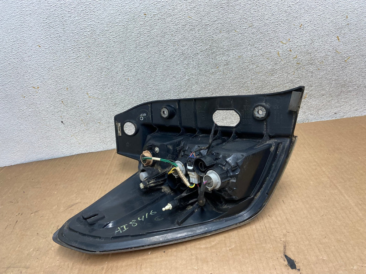 2009-2013 Subaru Forester Right Passenger Rh Side Tail Light AI8416 LK6