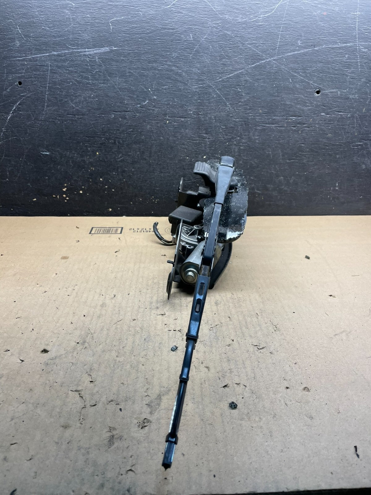 2003 to 2008 Ford Expedition Navigator Rear Windshield Wiper Motor W4179 PS4