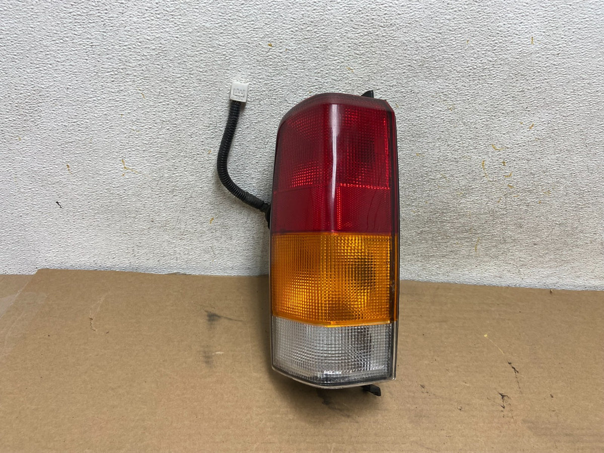 1997 to 2001 Jeep Cherokee Right Passenger Side Tail Light DEPO AH4482 DW0