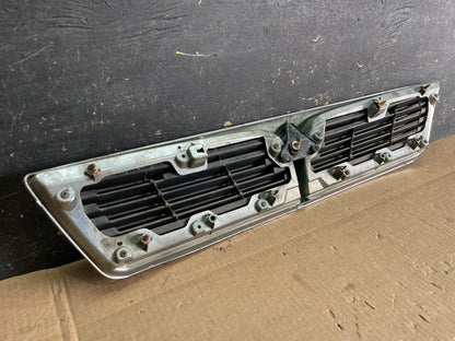 2002 2003 Mitsubishi Lancer Front Upper Radiator Grille Grill OEM AB3084 DG6