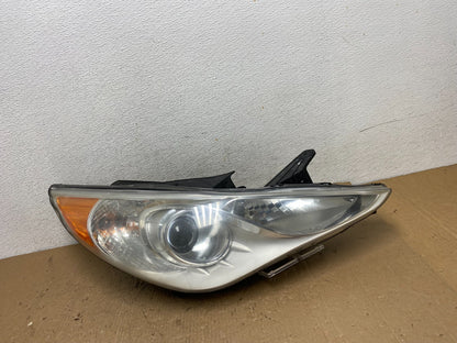 2011 - 2014 Hyundai Sonata Right Passenger Rh Side Headlight Halogen AD8177 DW0