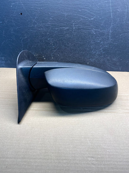 2007-2013 Chevrolet Tahoe Silverado Suburban Right Passenger Mirror AF0112 DW1