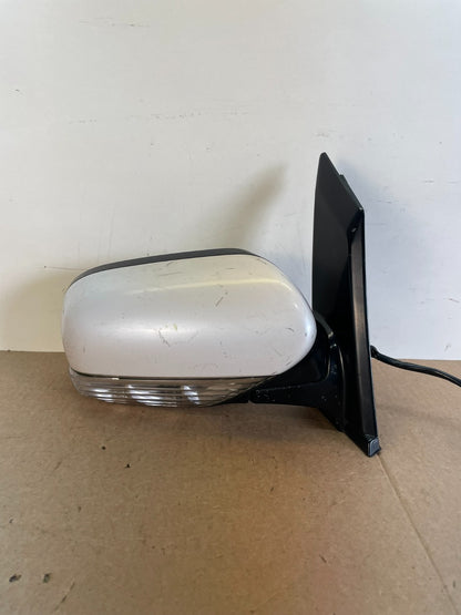 2006 to 2007 Subaru B9 Tribeca Right Passenger Door Turn Signal Mirror AH6193 DW0