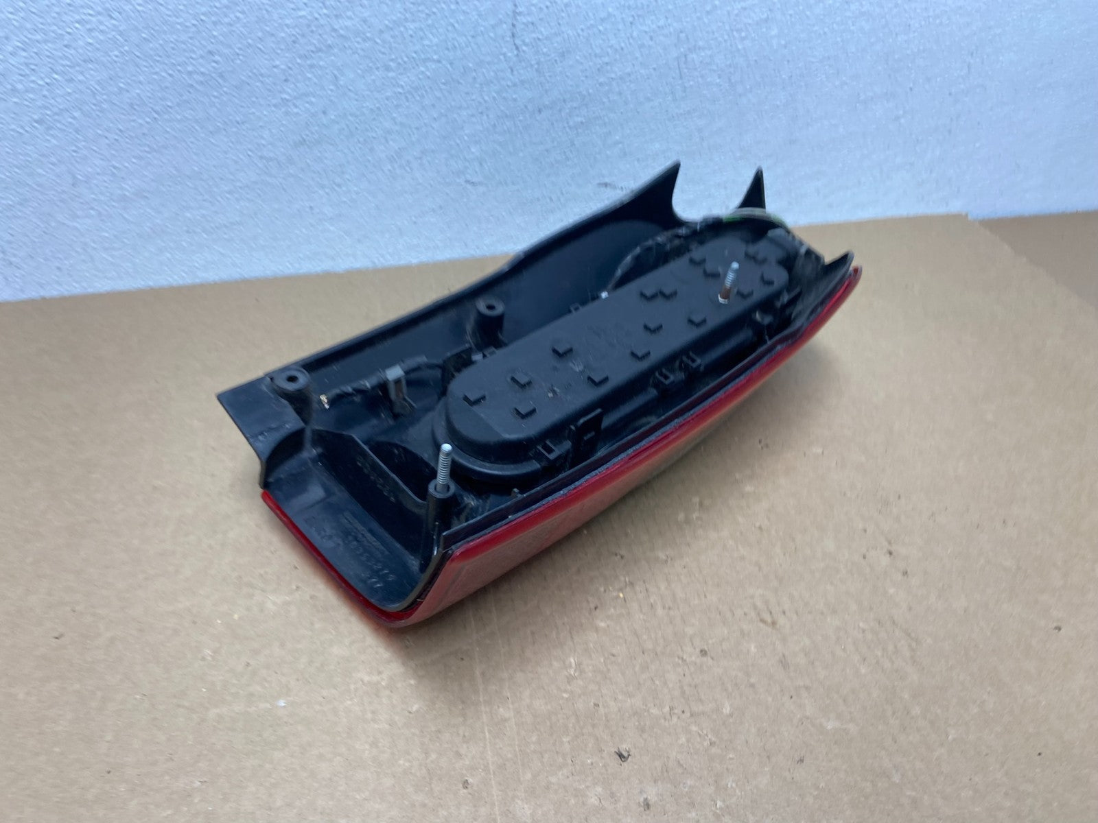 1997 - 2005 Pontiac Montana / Venture Left Driver Side Tail Light Oem AC0041 DW3