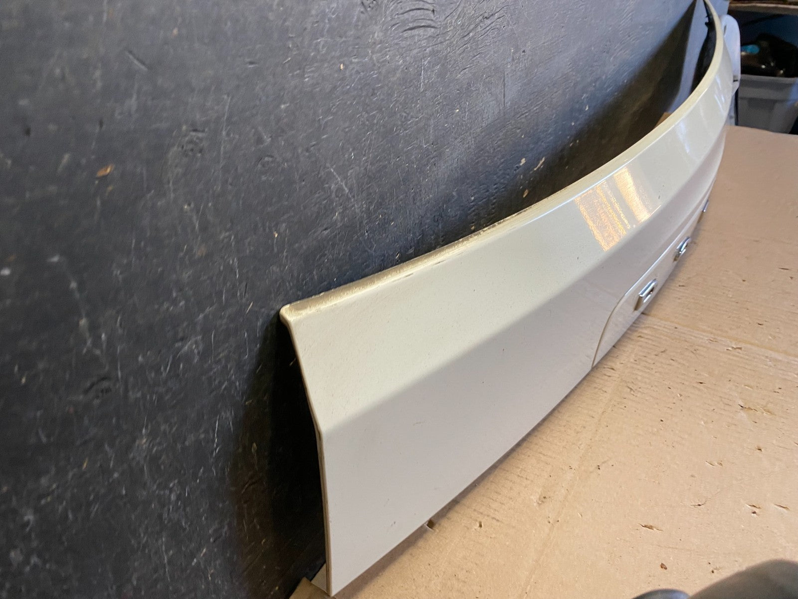 2011-2018 Dodge Grand Caravan Rear Tail Gate Trim Molding Panel OEM R5220 DG2