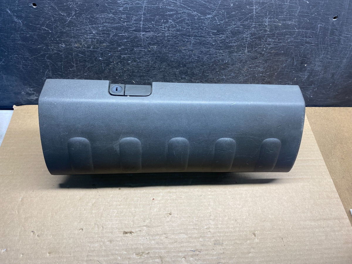 2008 to 2012 Nissan Xterra Front Right Passenger Storage Glove Box AI0069 DG1