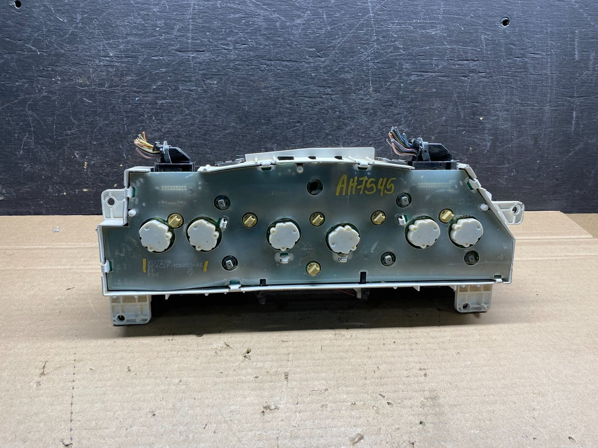 2006 Ford E350 Gauge Speedometer Cluster ah7545 DG3