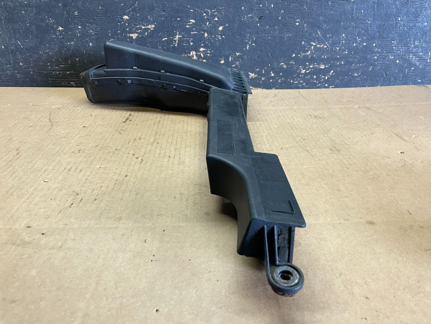 2009 to 2014 Nissan Maxima Upper Air Intake Duct  OEM Z8263 DG4