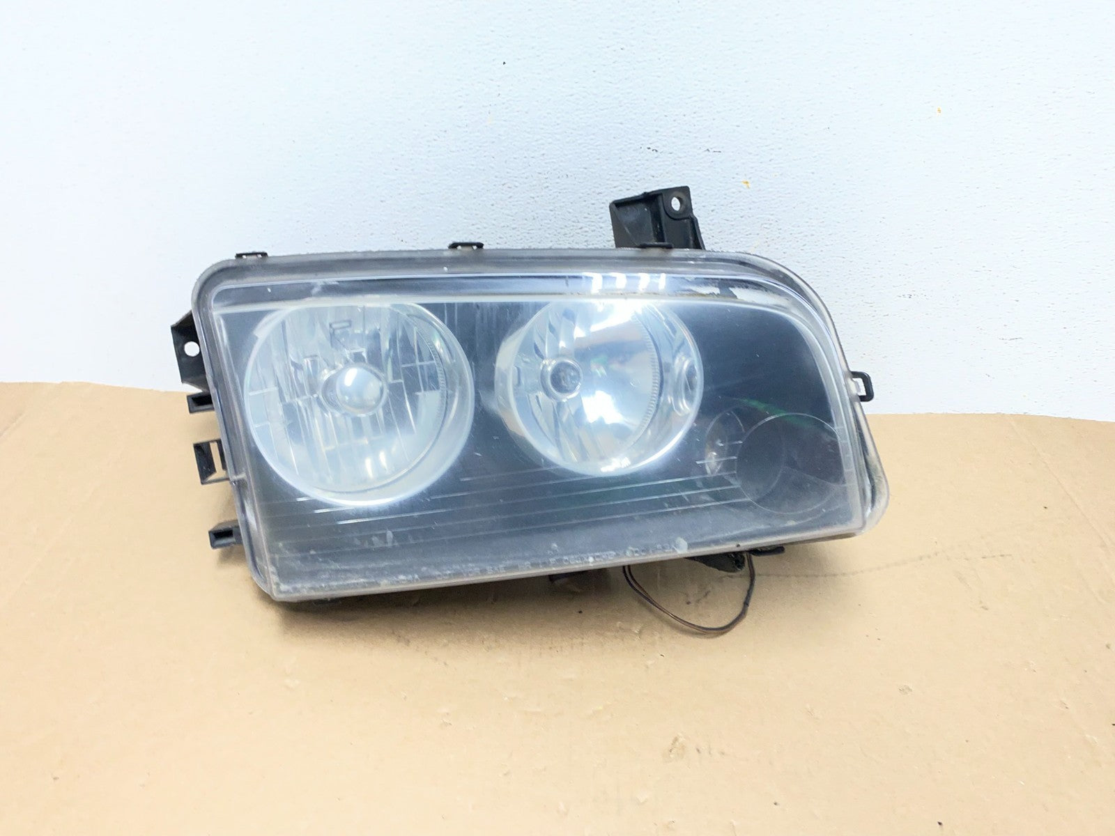 2006-2010 Dodge Charger Right Passenger RH Side Halogen Headlight AD6420 DW0