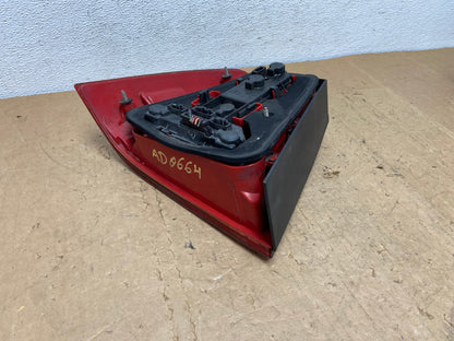 1999 to 2003 Volkswagen Jetta Sedan Right Passenger Tail Light AD0664 LK5