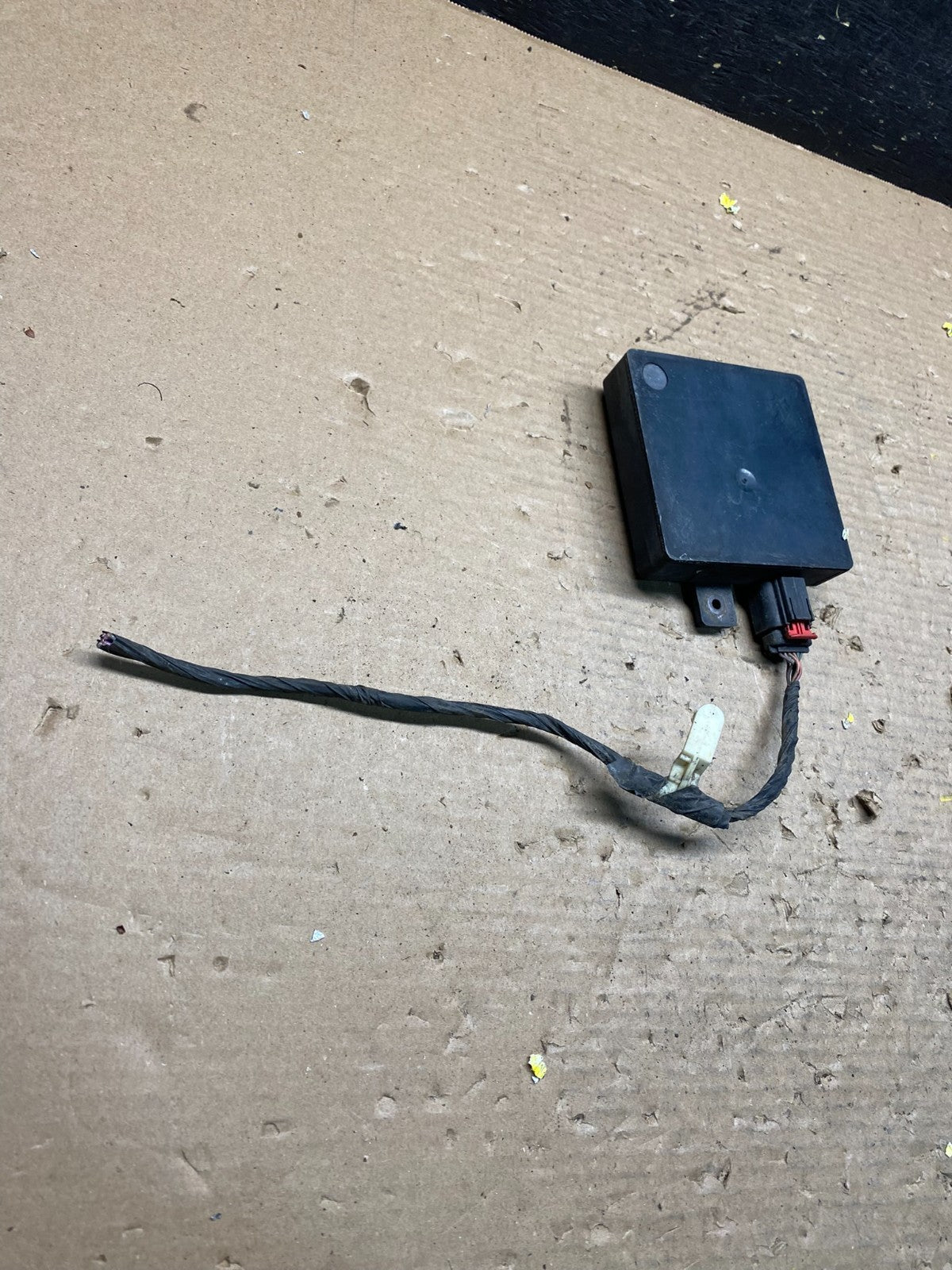 2013 to 2018 Ford Lincoln Rear Radar Blind Spot Module OEM S8816 DG2