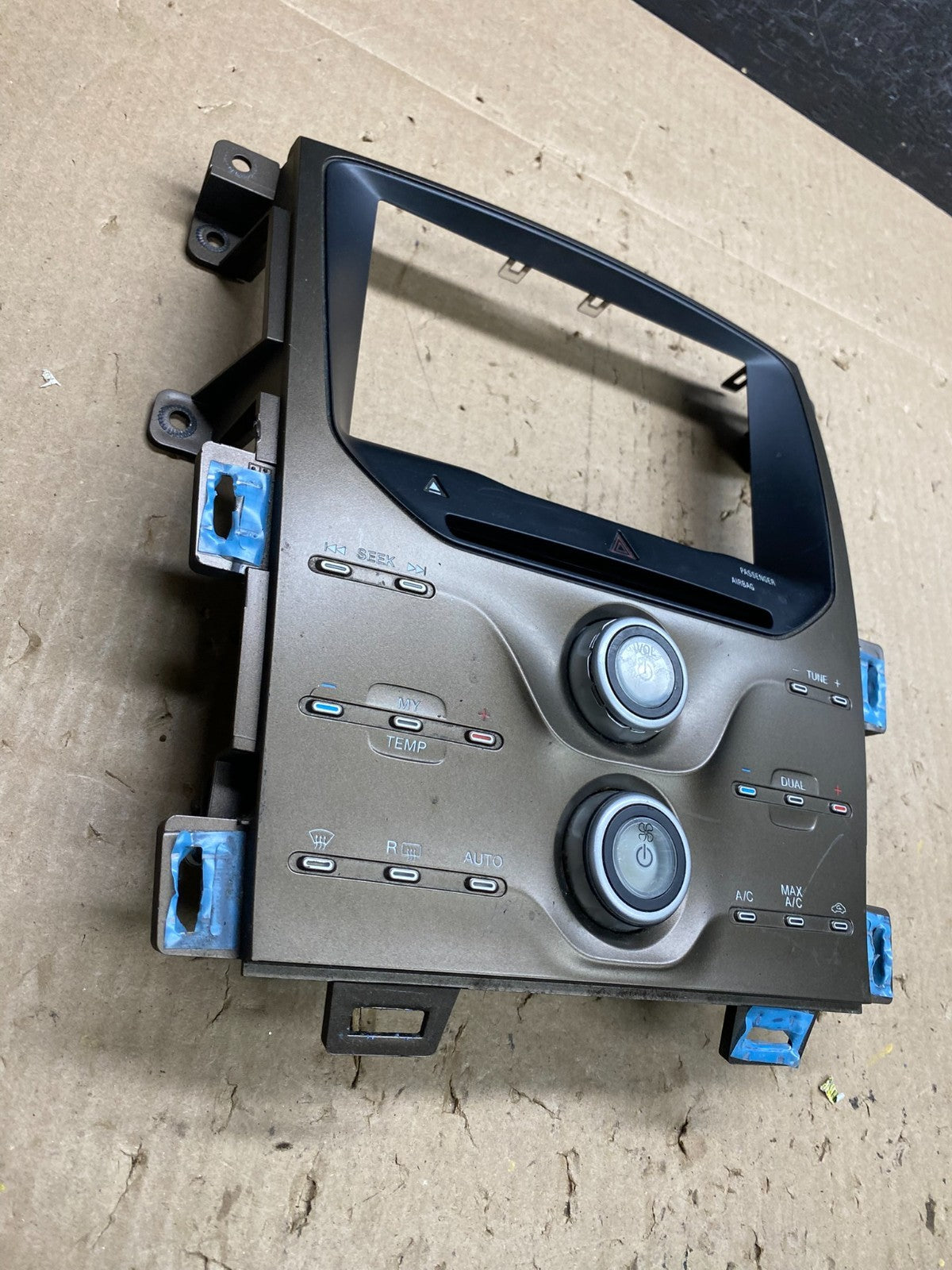 2011-2014 Ford Edge Heater Climate Control Radio CD Control Dash Bezel AC6614 DG3